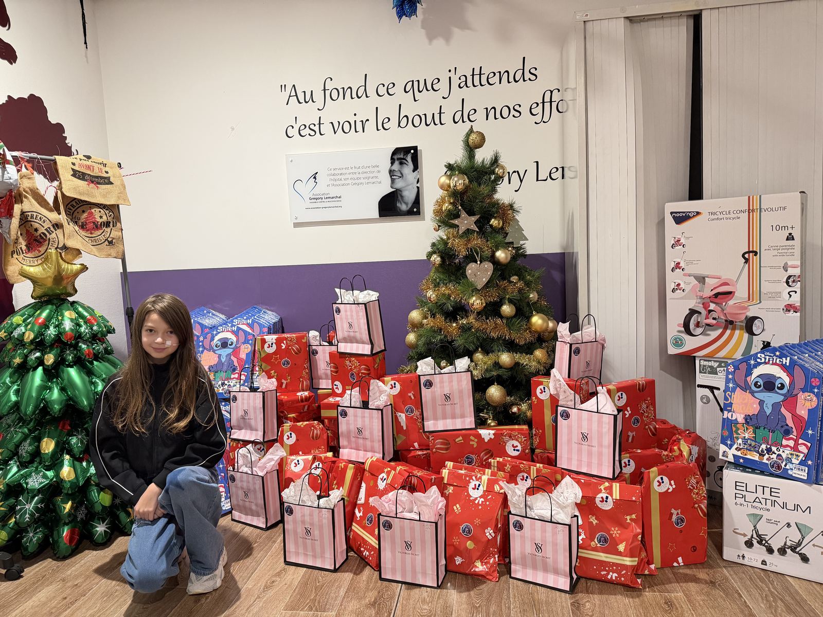Action cadeaux solidaires au CRCM de La Timone, novembre 2025